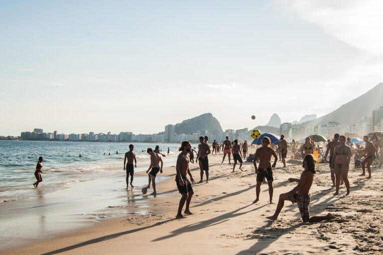 tourisme de masse plage surtourisme littoral impact océan